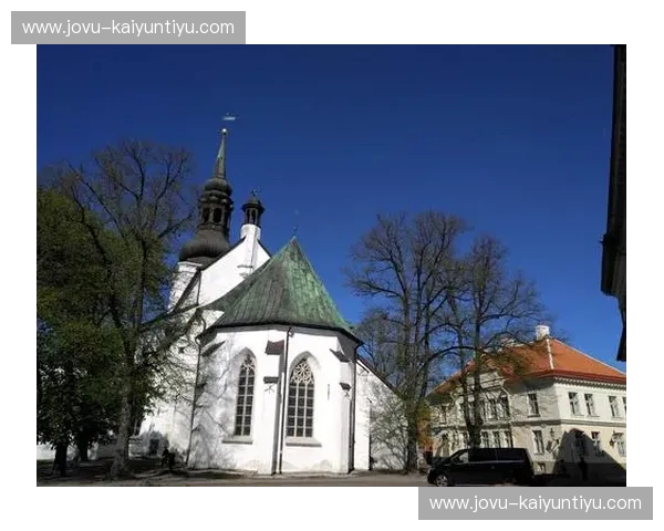 北纬60度的双城之战：赫尔辛基vs斯德哥尔摩，谁才是北欧灵魂的最终归宿？